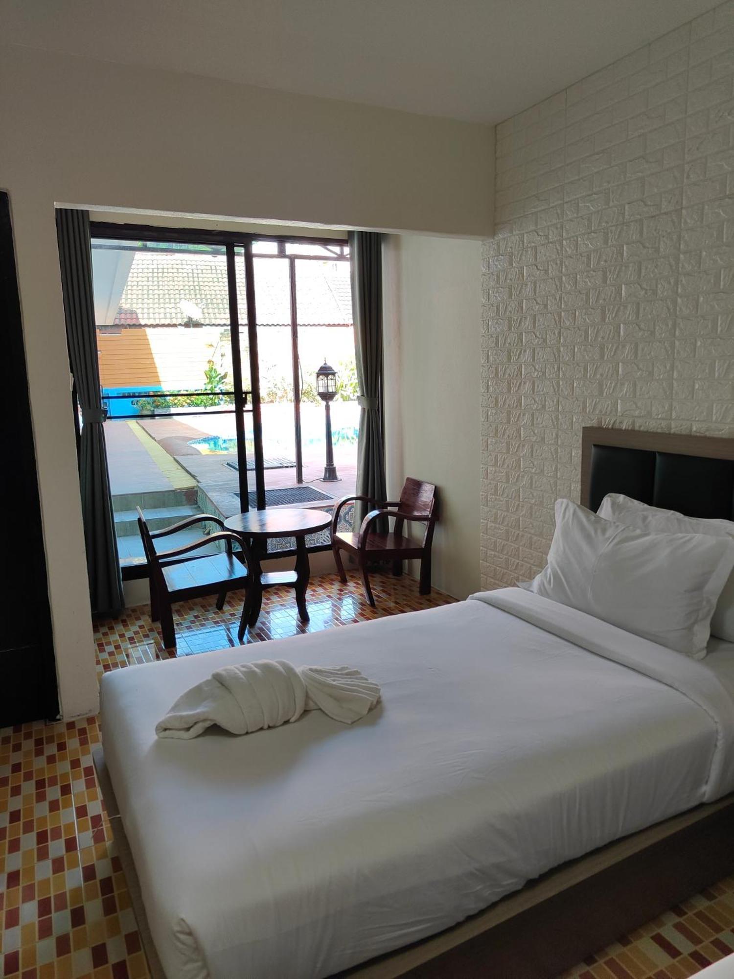 Baankasemsuk Resort 般咔 深宿 Patong Ngoại thất bức ảnh