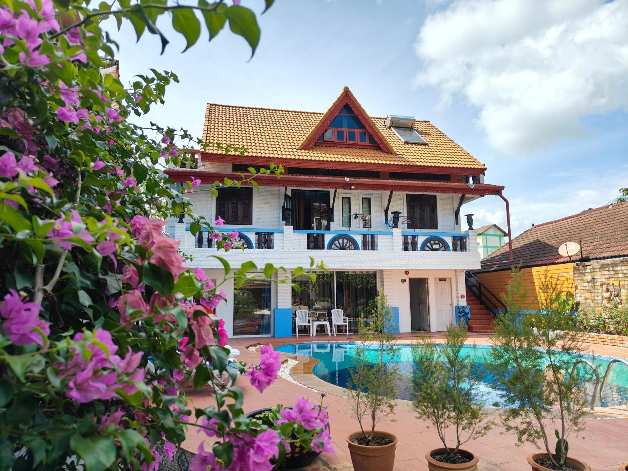 Baankasemsuk Resort 般咔 深宿 Patong Ngoại thất bức ảnh