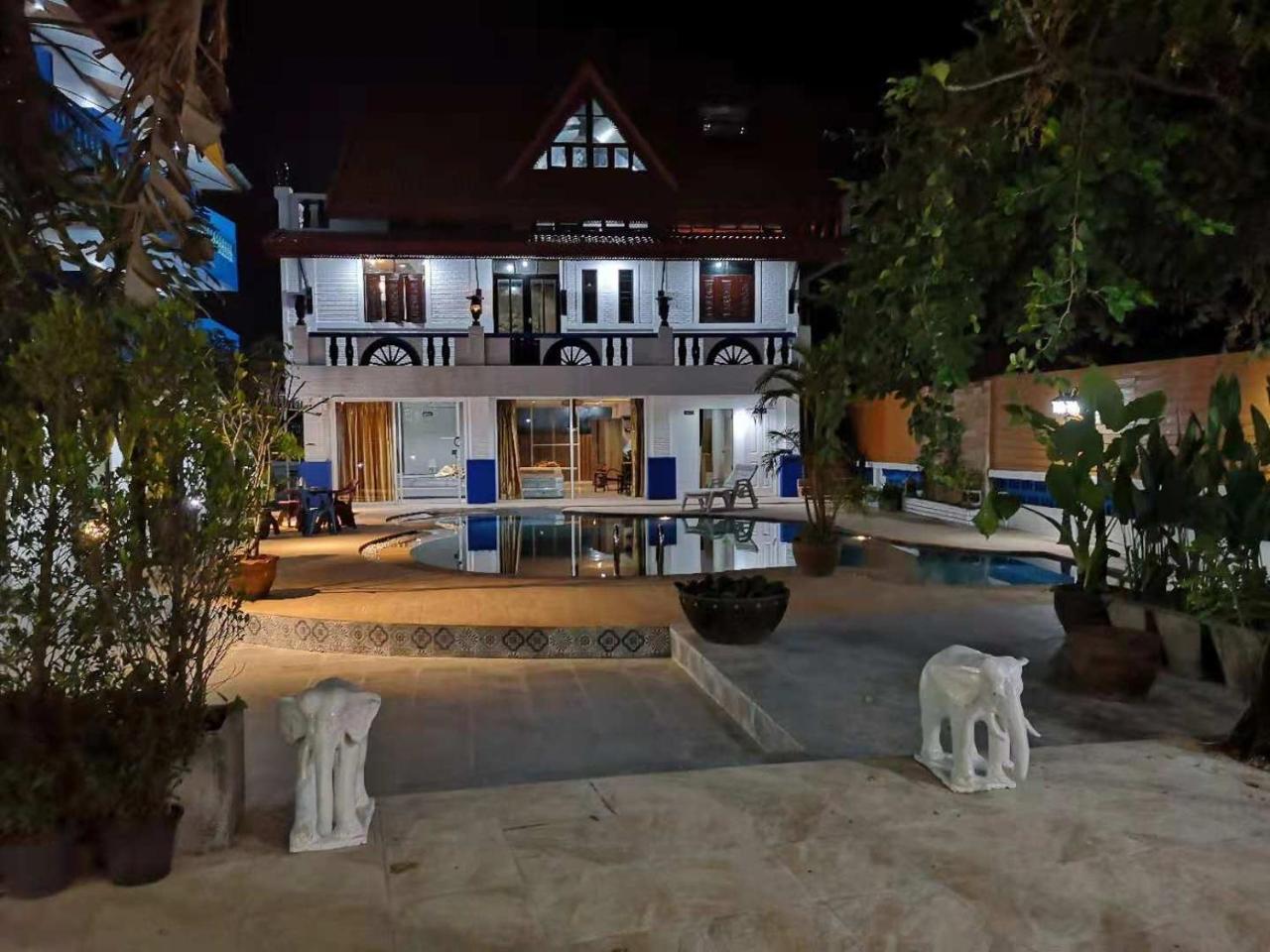 Baankasemsuk Resort 般咔 深宿 Patong Ngoại thất bức ảnh